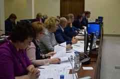 Ряд актуальных вопросов рассмотрен на совместном заседании постоянных Думских комиссий