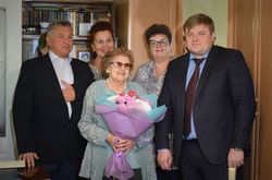 95-летний юбилей отмечает жительница Югорска Чащихина Евгения Степановна