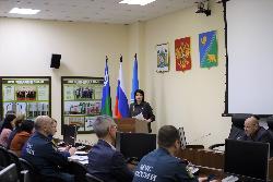 В администрации Югорска обсудили соблюдение мер пожарной безопасности в преддверии новогодних праздников