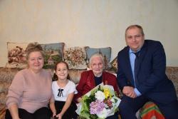 95-летний юбилей отметила участник трудового фронта Прасковья Ивановна Луканова