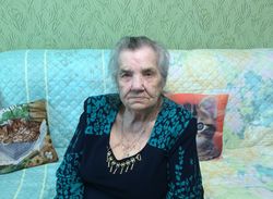 Поздравления с 90-летием сегодня принимает участник трудового фронта Ковтун Тамара Васильевна 	