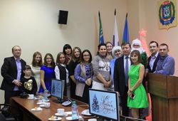 Раис Салахов поздравил молодежь Югорска с Новым годом 