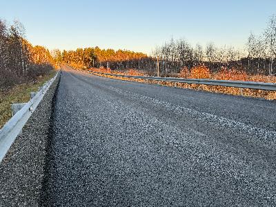 В Югорске-2 провели ремонт дороги возле КОС-500
