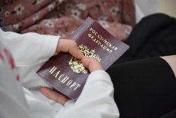 В Югорске прошла торжественная церемония вручения первых паспортов юным югорчанам