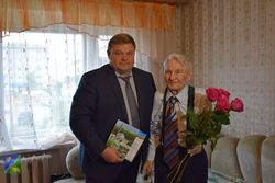 Участник войны Георгий Николаевич Пронченко награжден медалью в честь 75-летия со дня освобождения Беларуси от немецко-фашистских захватчиков