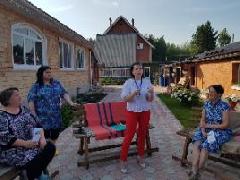 Состоялась встреча депутата Думы города Югорска Ирины Даниловой с жителями улицы Суворова