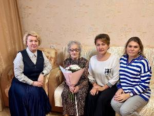 Сегодня свой 90 летний юбилей празднует участник трудового фронта, ветеран труда Самохвалова Клавдия Николаевна.