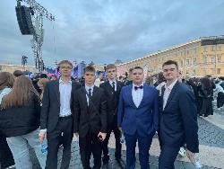 Выпускник Гимназии Никита Сабиров побывал на знаменитом празднике «Алые паруса»