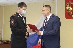 Алексей Харлов поздравил личный состав югорской полиции с профессиональным праздником