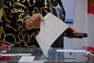 Выборы губернатора Тюменской области продолжаются