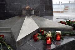 Сегодня депутаты Думы Югорска почтили память неизвестного солдата