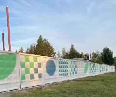 В преддверии дня города у МБОУ СОШ № 2 появилось граффити 