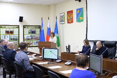 В городской администрации состоялось заседание Комиссии Югорска по увековечиванию памяти защитников Отечества