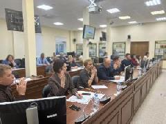 Состоялось совместное заседание комиссий по бюджету и налогам и по экономической политике