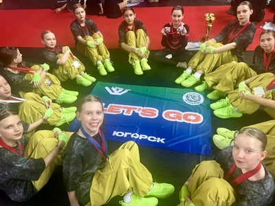 Югорские спортсменки привезли награды с соревнований по чир спорту 