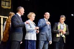 Состоялась церемония открытия XXI фестиваля- конкурса любительских театральных коллективом Югры " Театральная весна".