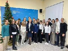 Хорошие традиции прошлого года переходят в новый год. 