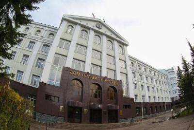 Образовательные процессы в Югре частично переводятся в дистанционный режим