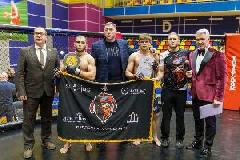 Турнир по ММА «Битва Округов» в Югорске стал ярким событием для местных поклонников единоборств.