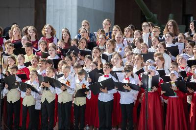 Югорчане поют песни Победы в Москве