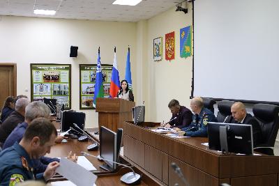 Югорск готовится к зиме: в администрации обсудили вопросы безопасности и комфорта горожан