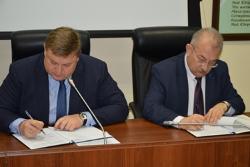 Вячеслав Климин подписал изменения в муниципальное трехстороннее соглашение