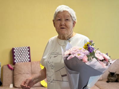 gExeJMYCKWE.jpg gExeJMYCKWE.jpg